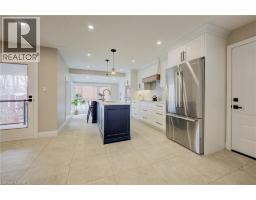 279 FERNDALE Place - 16