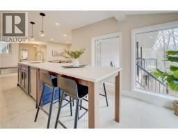 279 FERNDALE Place - 19