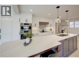 279 FERNDALE Place - 21