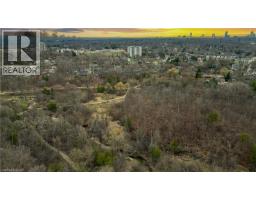 279 FERNDALE Place - 38