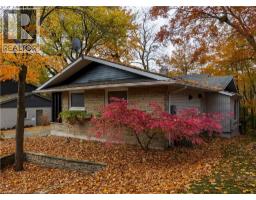 279 FERNDALE Place - 44