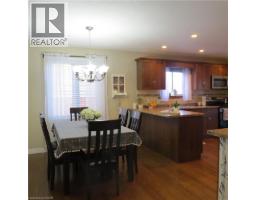 209 KINGFISHER Avenue - 10