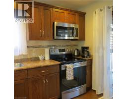 209 KINGFISHER Avenue - 13