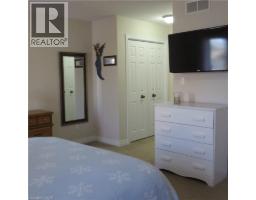 209 KINGFISHER Avenue - 26