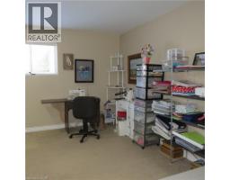 209 KINGFISHER Avenue - 36