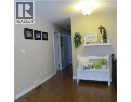 209 KINGFISHER Avenue - 9