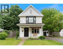 17 BERTHA Street - 1