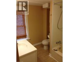 32 ROUSSEAUX Street - 10