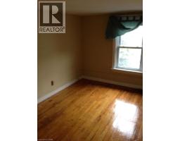 32 ROUSSEAUX Street - 7