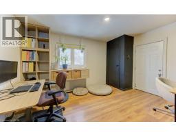 257 GUELPH Street - 26