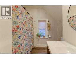 257 GUELPH Street - 31