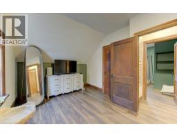 257 GUELPH Street - 36