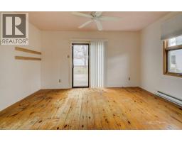 99 WOOLWICH Street S - 16