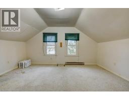 99 WOOLWICH Street S - 22