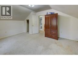 99 WOOLWICH Street S - 23