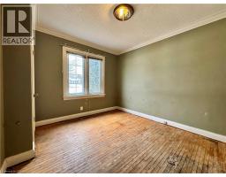 12 SPRUCE Street - 16