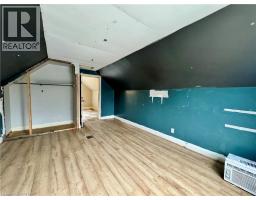 12 SPRUCE Street - 19