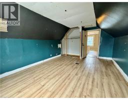 12 SPRUCE Street - 20