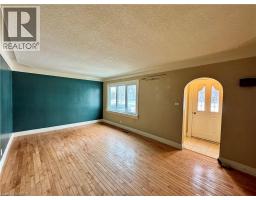 12 SPRUCE Street - 4