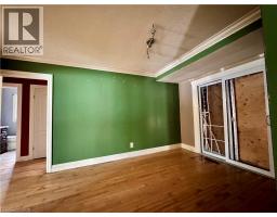 12 SPRUCE Street - 8