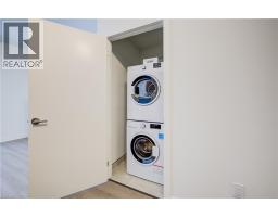 25 WELLINGTON Street S UnitNo. 2005 - 17