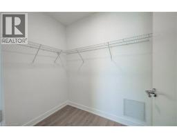 25 WELLINGTON Street S UnitNo. 2005 - 21