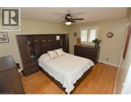 34 DAVIS Street - 18