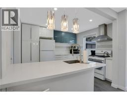 22 RALGREEN Crescent - 17