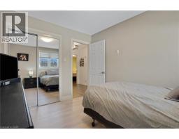 22 RALGREEN Crescent - 25