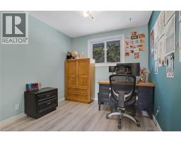 22 RALGREEN Crescent - 32