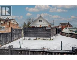 151 COURTLAND Avenue E - 44