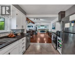 4 CLIFFORD Street - 11