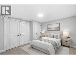 12 MAIN Street W - 35