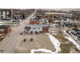 12 MAIN Street W - 42