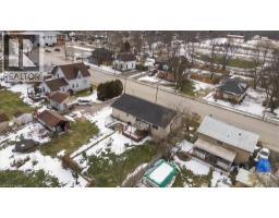 12 MAIN Street W - 44