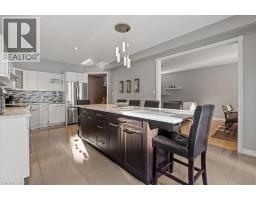 47 HUNTINGTON Place - 13