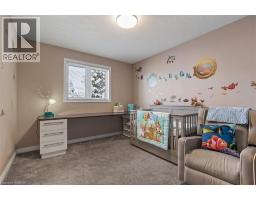 47 HUNTINGTON Place - 20