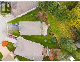 47 HUNTINGTON Place - 40