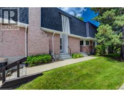 493 BEECHWOOD Drive UnitNo. 4 - 4