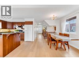 220 LEMON GRASS Crescent - 12