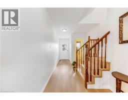 220 LEMON GRASS Crescent - 17