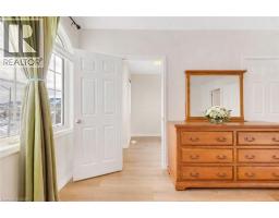 220 LEMON GRASS Crescent - 20