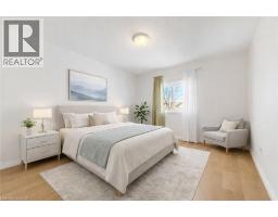 220 LEMON GRASS Crescent - 29