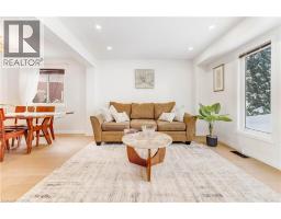 220 LEMON GRASS Crescent - 3