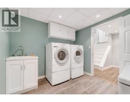 220 LEMON GRASS Crescent - 35