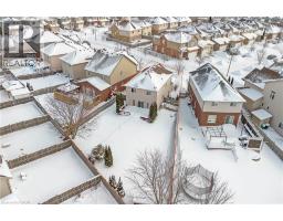 220 LEMON GRASS Crescent - 38