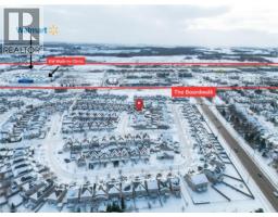 220 LEMON GRASS Crescent - 40