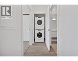 15 GLEBE Street UnitNo. 1904 - 13