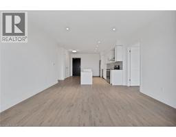 15 GLEBE Street UnitNo. 1904 - 4