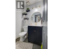 24 OLD MAPLE Lane - 17